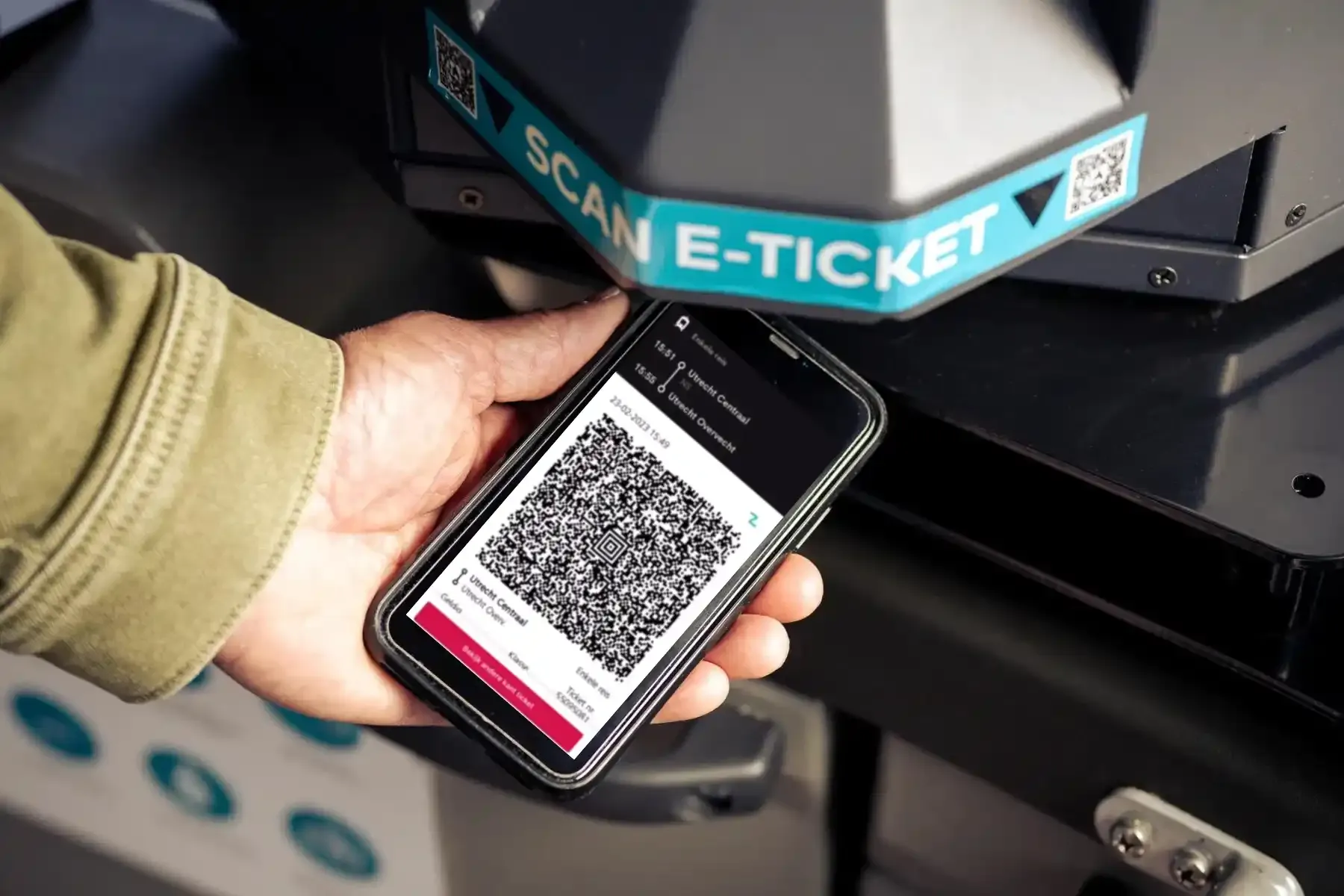 Ticket scannen bus Koop je busticket met reisapp glimble. Scan de QR-code op je ticket als je in de bus stapt. Uitchecken hoeft niet.