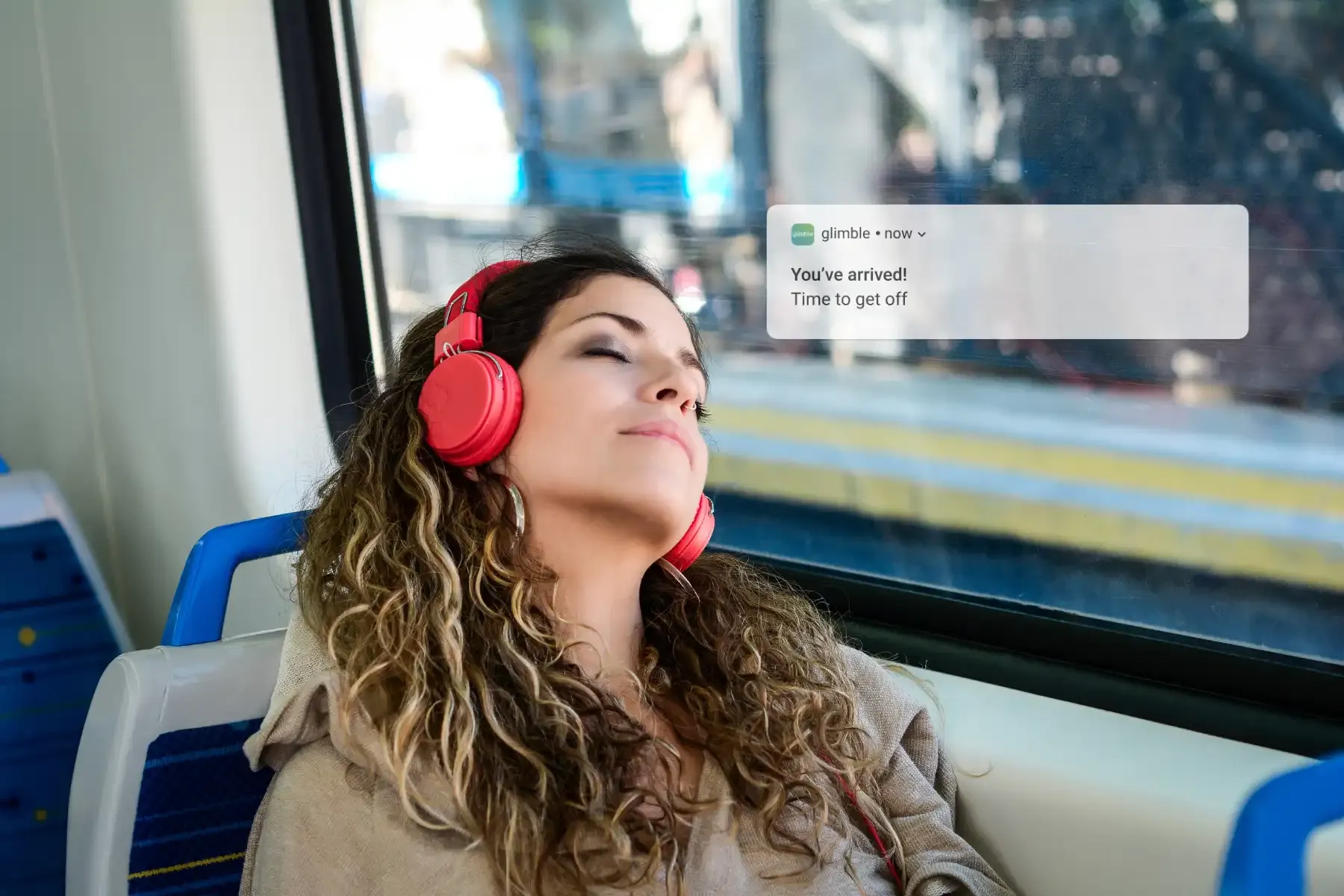 Travel assistent travelling by metro Don't miss a stop along the way with the glimble travel assistant.